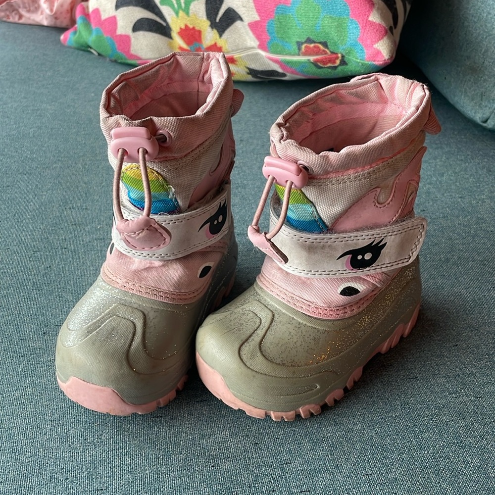 Cat & Jack snow boots toddler baby size 7 winter pink unicorn